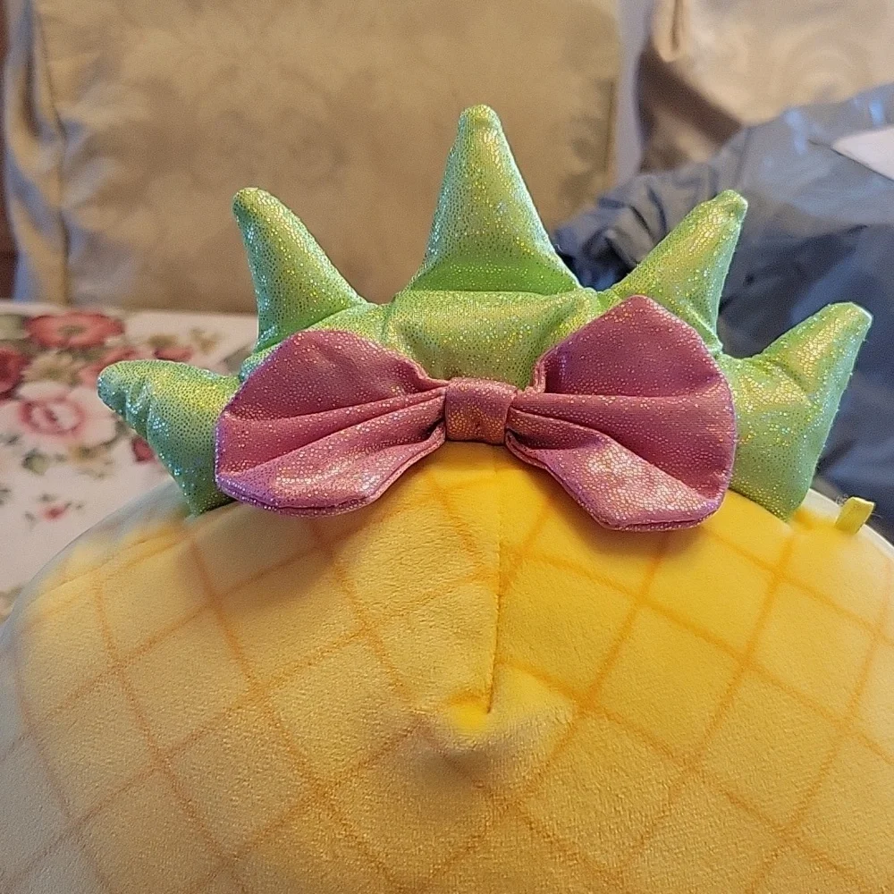 SQUISHMALLO Maui the Pinapple - Picture 2 of 8